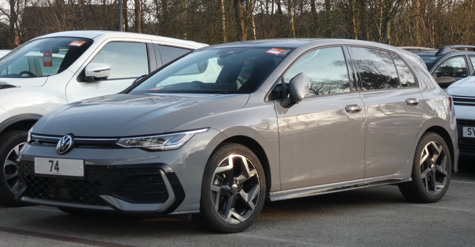 Volkswagen Golf — 1