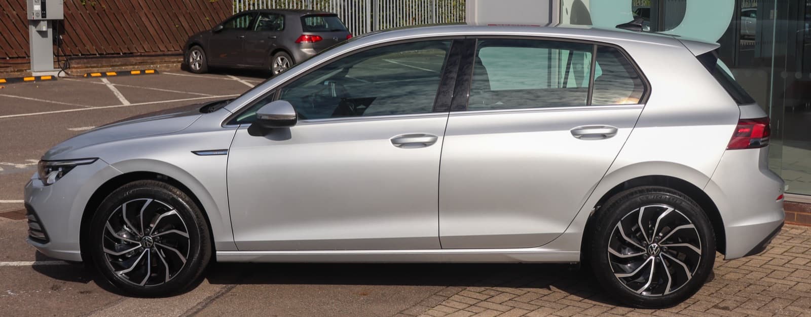 Volkswagen Golf — 5