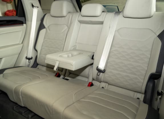 Volkswagen Touareg — 6