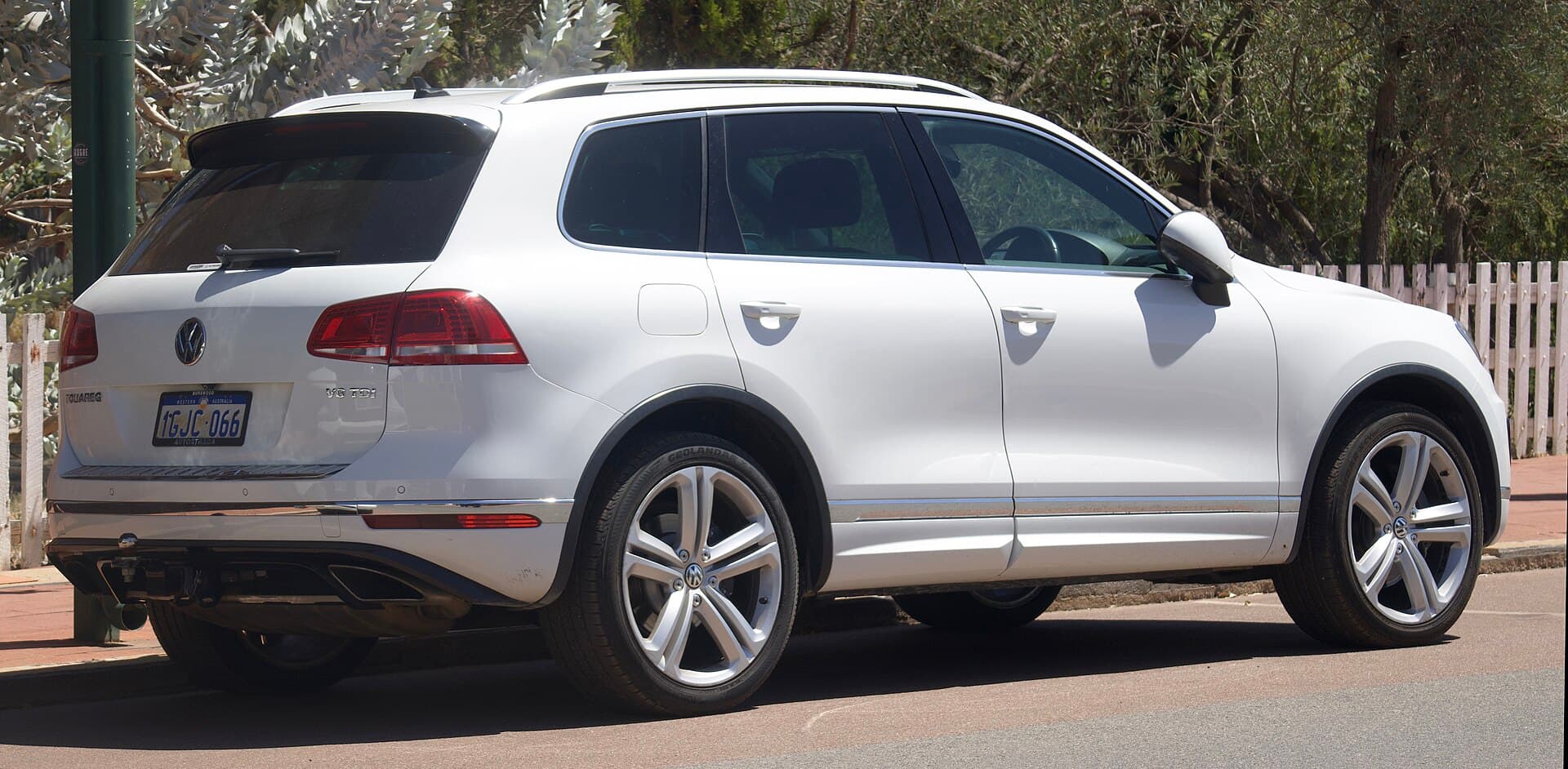 Volkswagen Touareg — 8